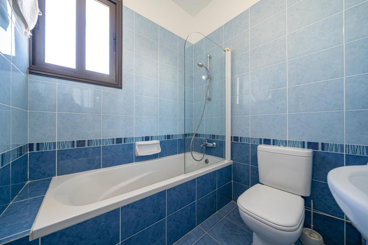 Kyklades Maisonette For 6 People Protarász Kültér fotó